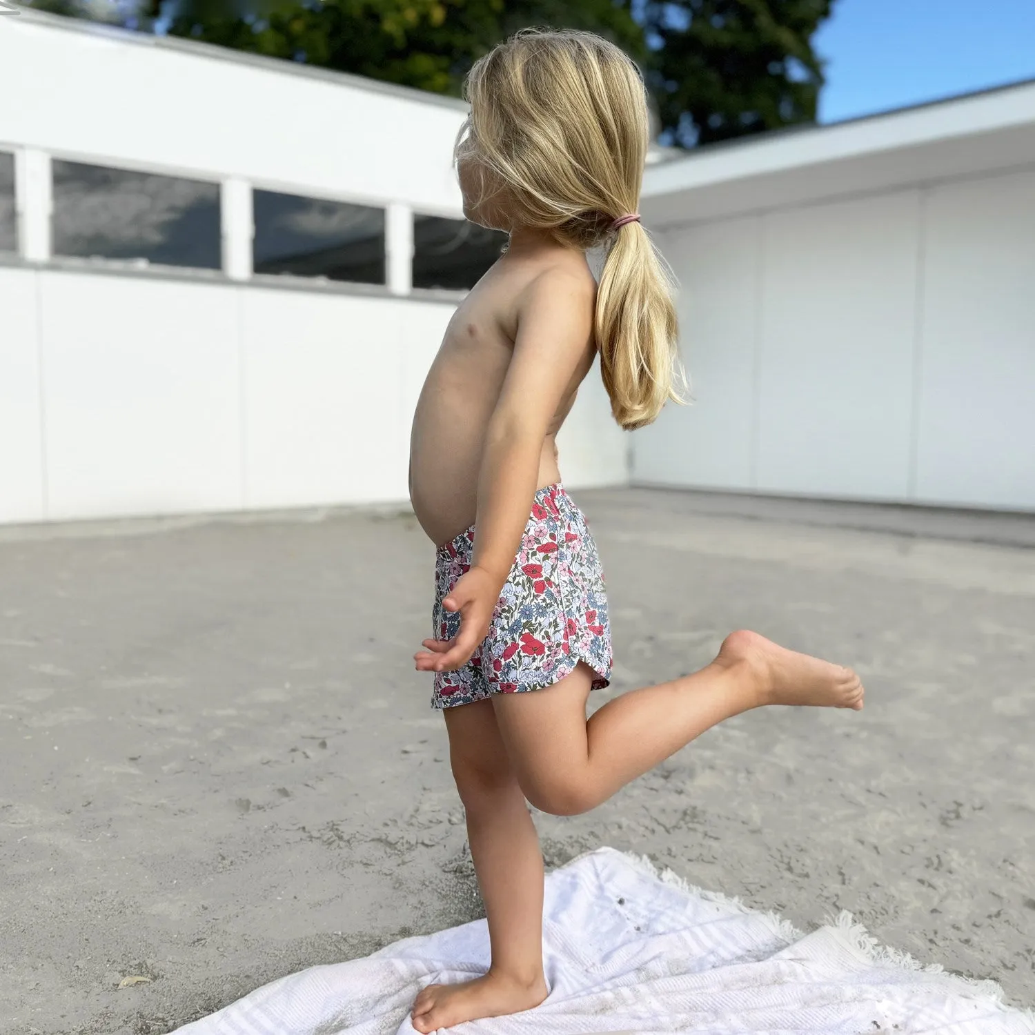 Petit Crabe Poppy & Daisy P Alexa Swim Shorts - Made of Liberty Fabric