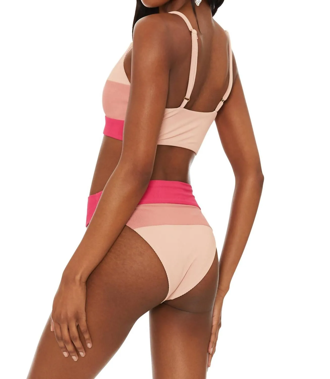 Riza Top In Rouge Block