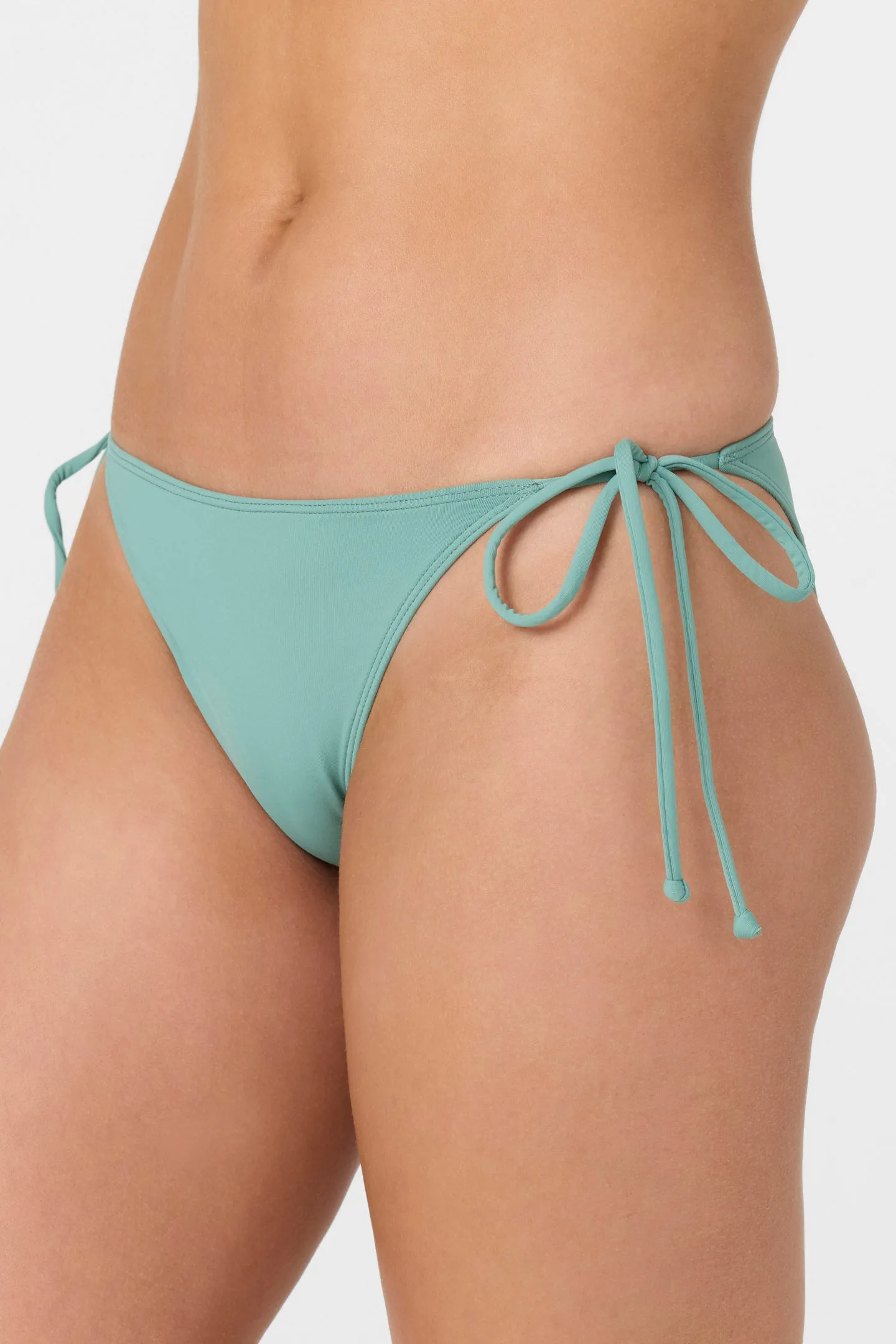 SALTWATER SOLIDS MARACAS TIE SIDE BOTTOMS